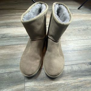 Uggs